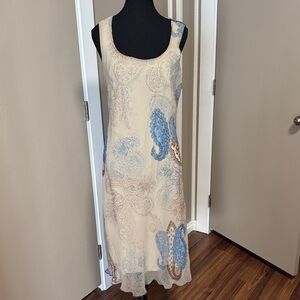 Sleeveless Cream Paisley Midi Dress with Blue Accents